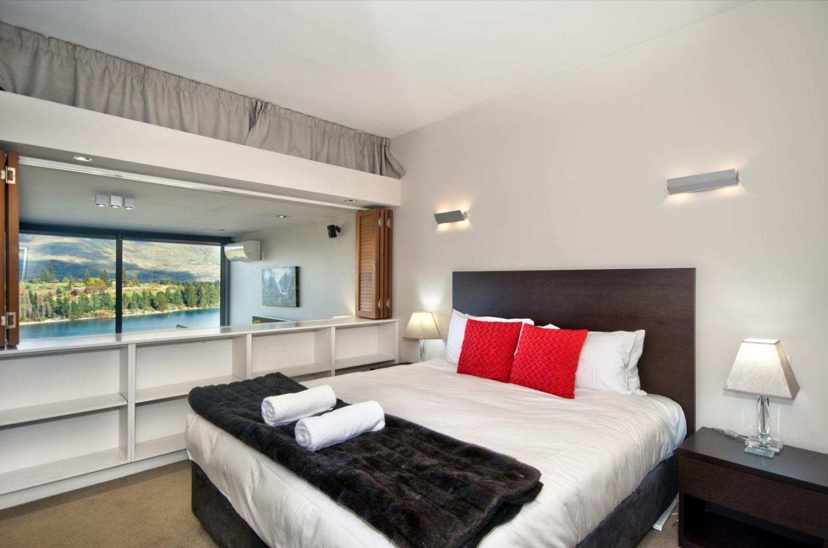 Pure Retreat Lake Views Queenstown Exterior foto